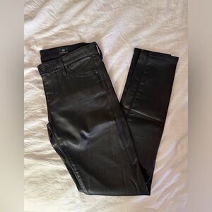 Farrah Skinny Ankle
HIGH-RISE SKINNY ANKLE